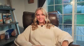 Dad interviews daughter on first day of school every year and shares final video