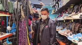 Thai police raid mall selling fake brand-name goods