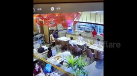 Chinese staff accidentally slipped and scalded after rushing to turn off ran off water heater