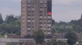 London: Fire Breaks Out At High-Rise Flats In Catford