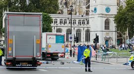 Eyewitness recounts collision that saw cyclist injured seconds after Keir Starmer's motorcade passed through Parliament Square