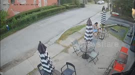 Attempted robbery thwarted at Houston coffee shop