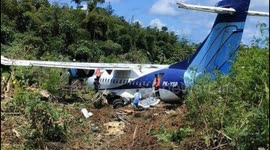 Trigana Air plane crashes tragically in Papua, Indonesia. several passengers were rushed to hospital