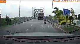 Vietnam: Dashcam shows moment bridge collapses in Vietnam following Typhoon Yagi