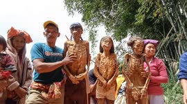 Mummified dead relatives displayed in gruesome tribal ritual in Indonesia