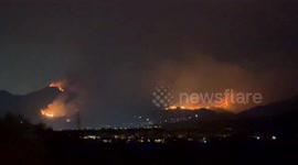 US: Evacuation Orders Issued As Airport Fire Grows Rapidly In Orange County, California 11