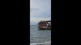 Formentera: Gripping post-storm footage shows boats of all sizes flipped over
