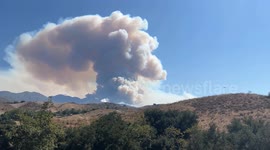 Wildfire Engulfs Trabuco Canyon
