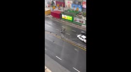 Mother and daughters battle through typhoon winds in China