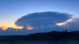 Huge mushroom cloud appears in sky over southern China