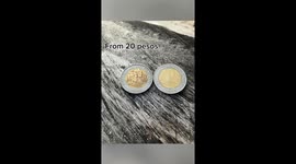 Beach vendors make stunning rings from old coins in the Philippines