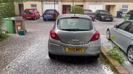 Hailstorm hits Oxford East, Headington, UK