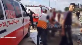 Palestine: Palestine Red Crescent teams transported the remains of a martyr and an injured person after they were targeted in the Sikka area of Beit Hanoun, northern Gaza Strip