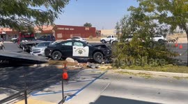 USA: Hesperia CHP Officer Involved In Traffic Collision