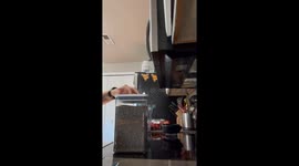 Vacuum-Sealed Container Fails Strength Test