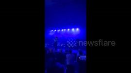 Jane's addiction concert in Boston ends after Perry Farrell punches Dave Navarro