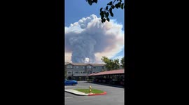 Huge Plume of Smoke From California Wildfire