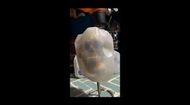 TikToker uses heat to craft haunting Halloween skull replica
