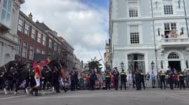 Dutch king unveils stricter migration policy