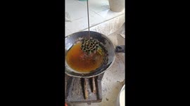 Traditional Thai dessert method captivates with simplicity and flavor