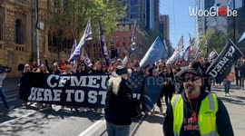 Protest in Melbourne sees thousands rally following CFMEU's construction division being placed into administration
