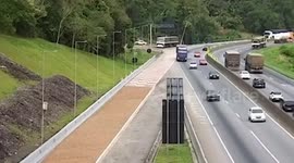 Skilful bus driver saves 45 passengers by moving to safety road when brakes failed
