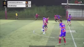 Goalkeeper sent off for punching opposition striker