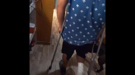 Dog imitates owner with crutches in funny video from Putumayo, Colombia