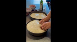 Baking expert shares a step-by-step guide to baking a crispy 'Focaccia'