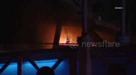 US: Marina del Rey Multi Million Dollar Yacht Burns Then Sinks With PIO and Witness On Camera