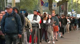 Germany: Apple Store in Berlin Sees Massive Lines for iPhone 16 Launch