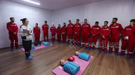 Exploring Chinese-built health service center in Iraq's Maysan oilfield