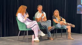 Oz Comic Con Sydney - Brenton Thwaites and Teagan Croft panel Q&A