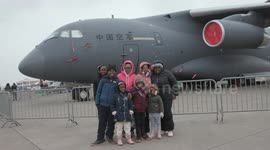 South Africa: China's self-developed Y-20 aircraft wows visitors at airshow in S Africa