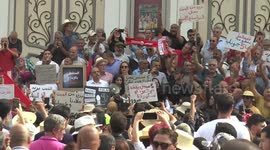 Demonstration in Tunis against the proposed amendment to the electoral law.