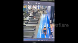 Chinese gym-goer caught red-handed cheating during kettlebell workout