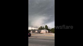 US: Massive Storm Cloud Looms Over Oklahoma
