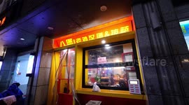 An American's thriving burger business in China's Fuzhou