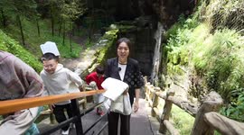 A tour of 3 million-year-old natural ice cave in N China's Shanxi