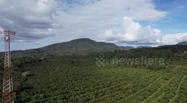 Vista aérea de la Sierra Apaneca zona cafetalera de El Salvador