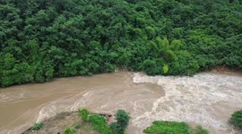 Dam breaks sending torrents of water downstream in Thailand
