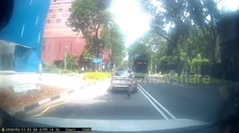 Quick-thinking bus driver slams brakes to avoid jay walker wearing headphones