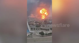 Yemen: Locals capture footage of Israeli strikes on Yemen's Hodeidah