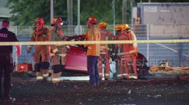 US, Los Angeles: Glendale Traffic Collision Involving Corvette Leaves 3 People Trapped