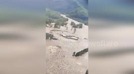US: Air Rescue Operation Saves Dozens from Flooded Hospital Roof Amid Hurricane Helene's Aftermath