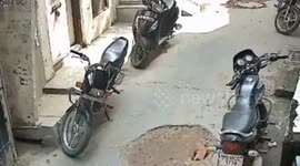 Mother and child flee as bridge collapses in India