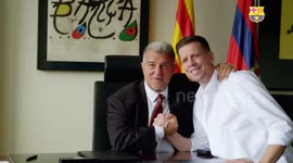 FC Barcelona complete Szczesny signing until end of season