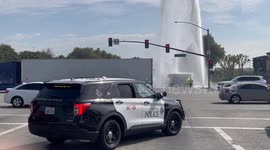 US, Los Angeles: Fontana Semi Truck Overturns And Breaks Fire Hydrant Causing Flooding
