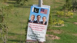 Pakistan: Former Pakistani PM's supporters defy ban, continue protest in Islamabad