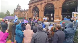 UK: Vigil for Israel in Glasgow is met by a counter-demonstration for Palestine and Lebanon